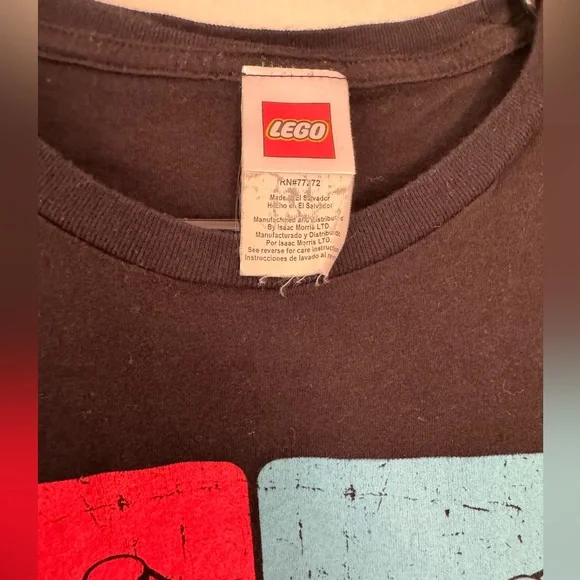 ❗️SOLD❗️Lego Men’s Shirt - Picture 2 of 3